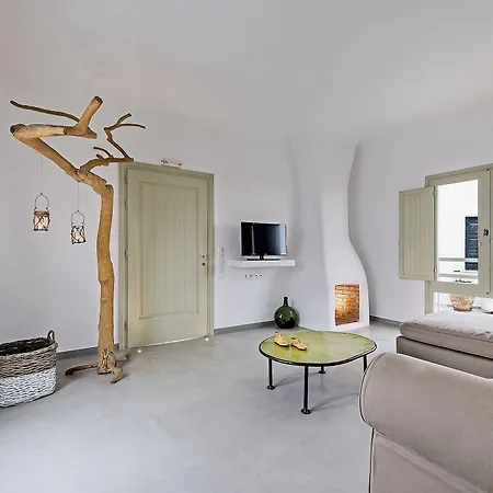 Terrace House * Pýrgos
